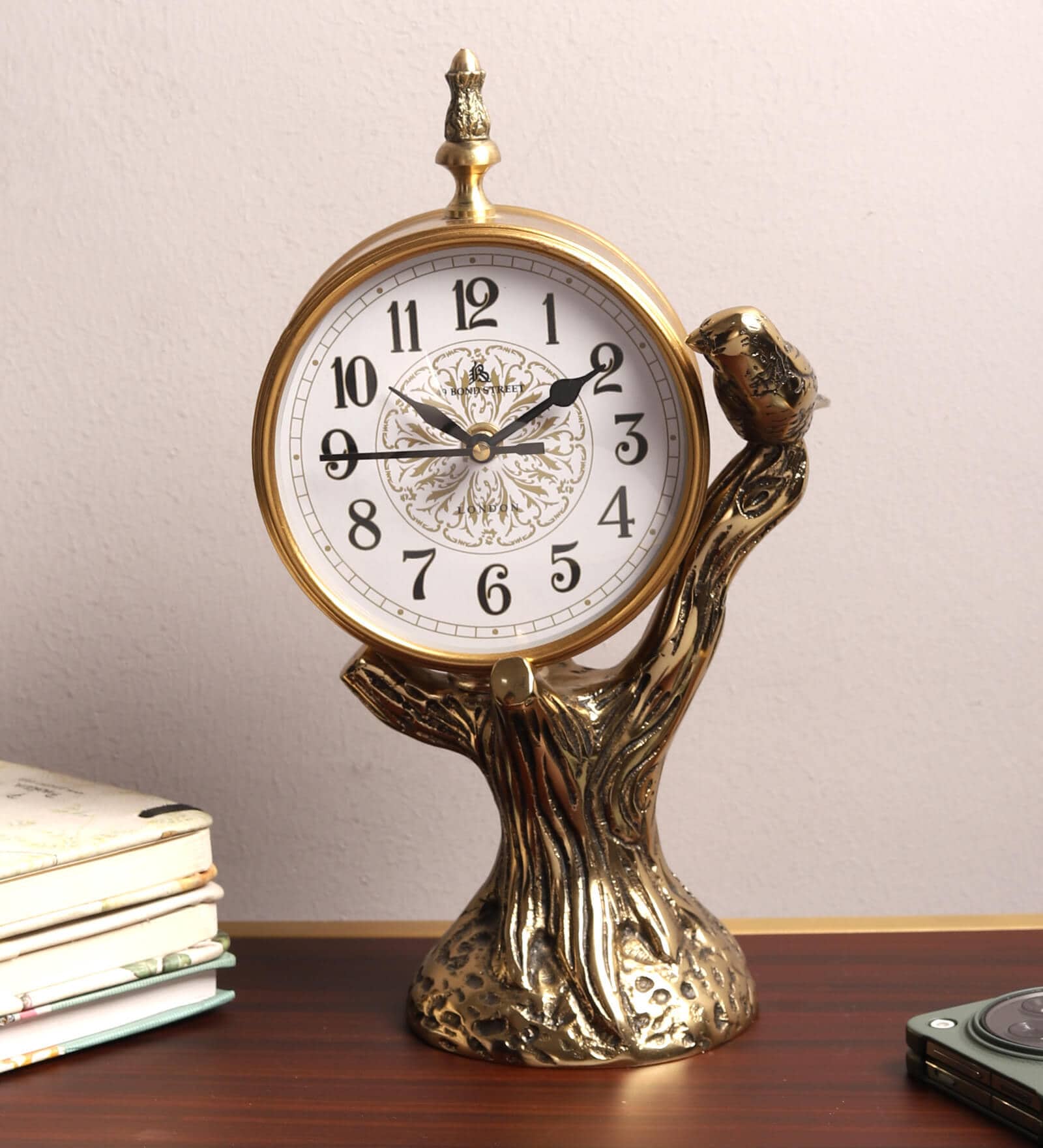 Antique Aluminium Table Clock (1 Piece)