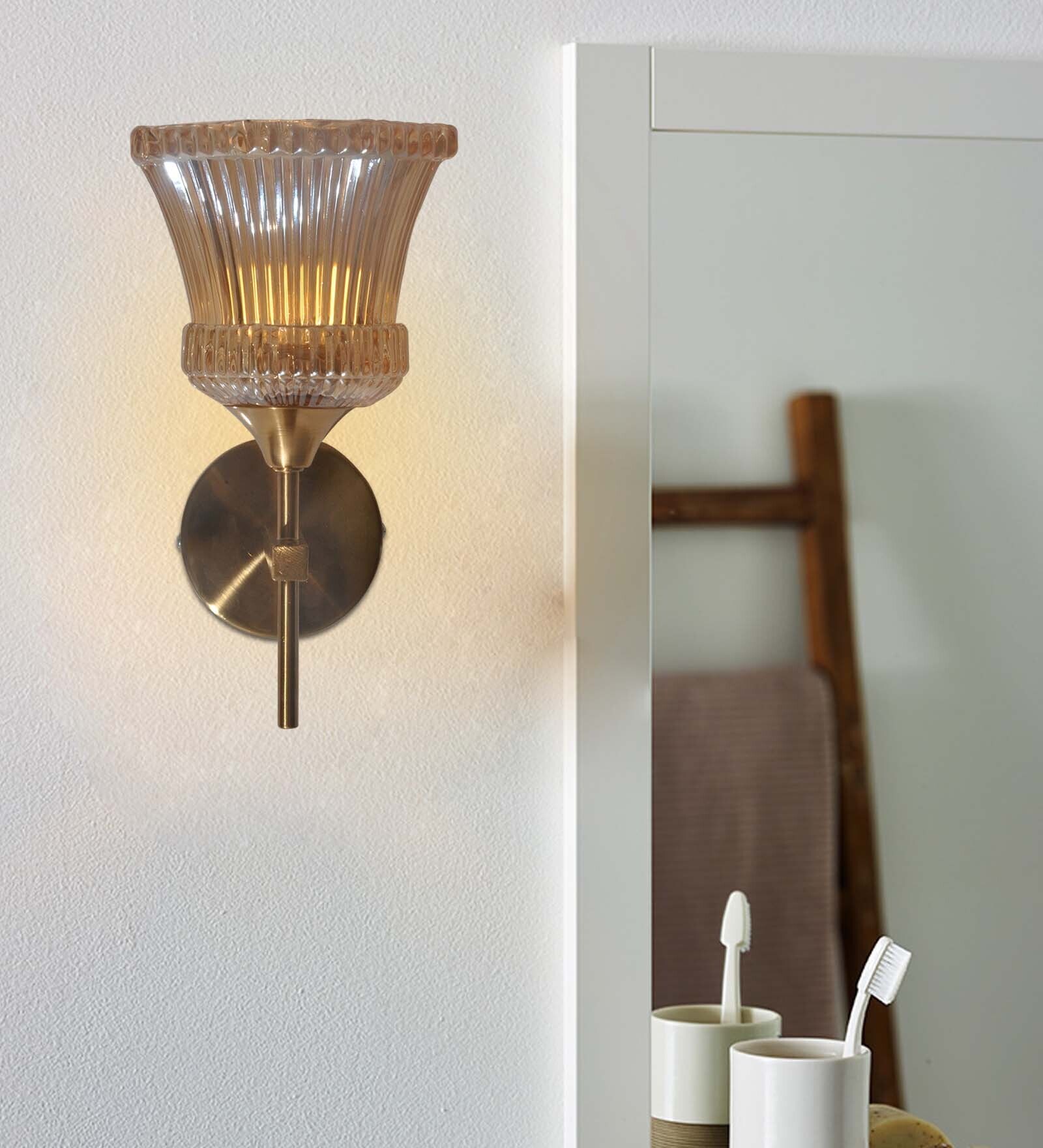 Feliz Metal Wallchieres (Antique Brass)