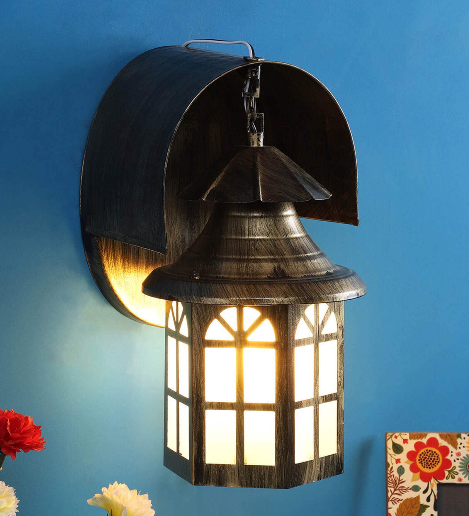 Antique Gold Metal Wall Light