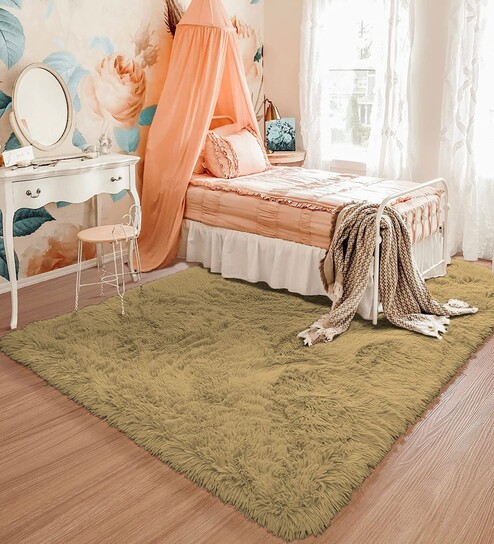 Anit Gold Solid Wool Blend 4 X 6 Feet Tufted Carpet