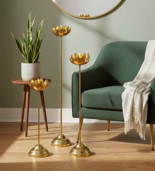 Antique Brass T- Light Holder (Black & Gold )