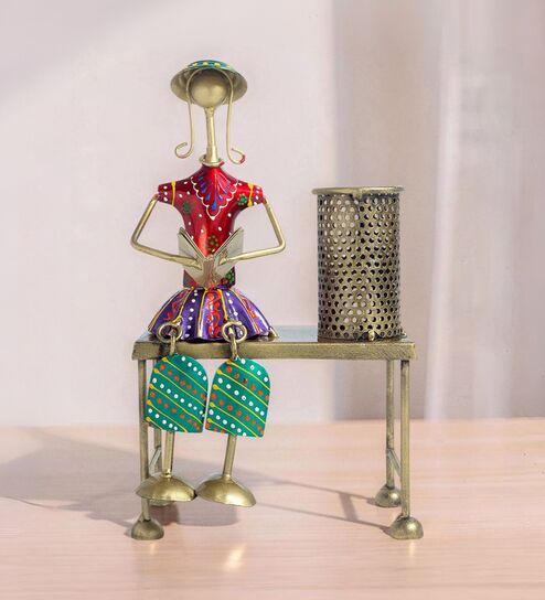 Antique Doll Multicolour Iron Pen Stand