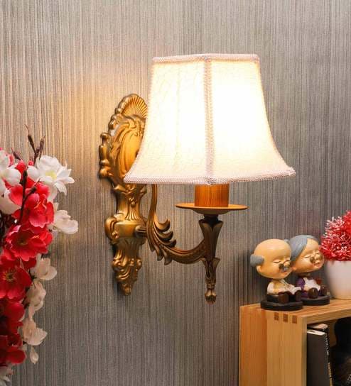 Castries Metal Wallchiere (Brass)