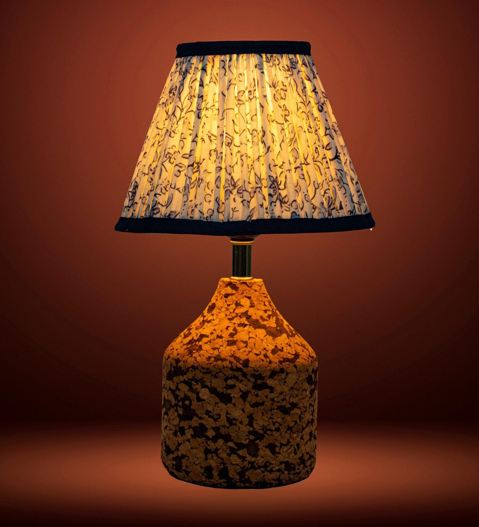 Blue Arc Table Lamp in Handcrafted Natural Cork with Lampshade