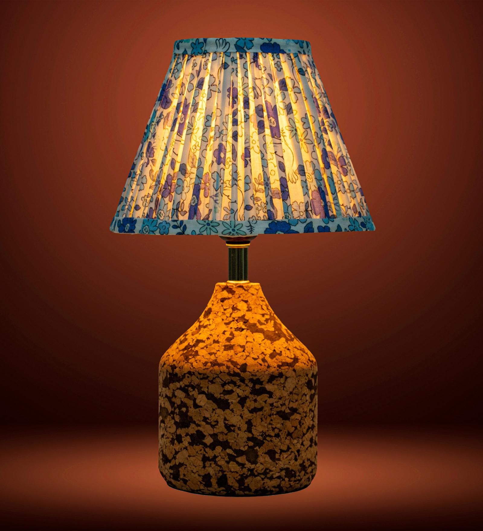 Blue Arc Table Lamp in Handcrafted Natural Cork with Lampshade