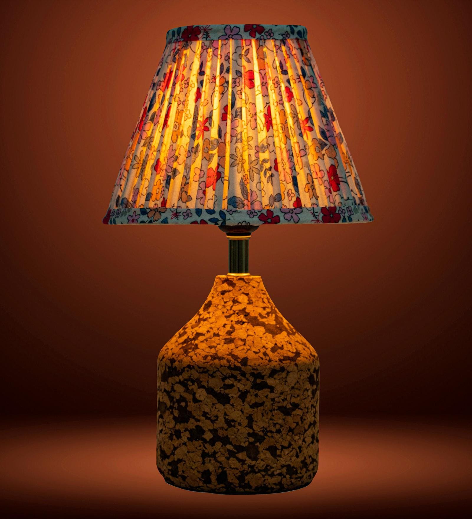 Pink Arc Table Lamp in Handcrafted Natural Cork with Lampshade