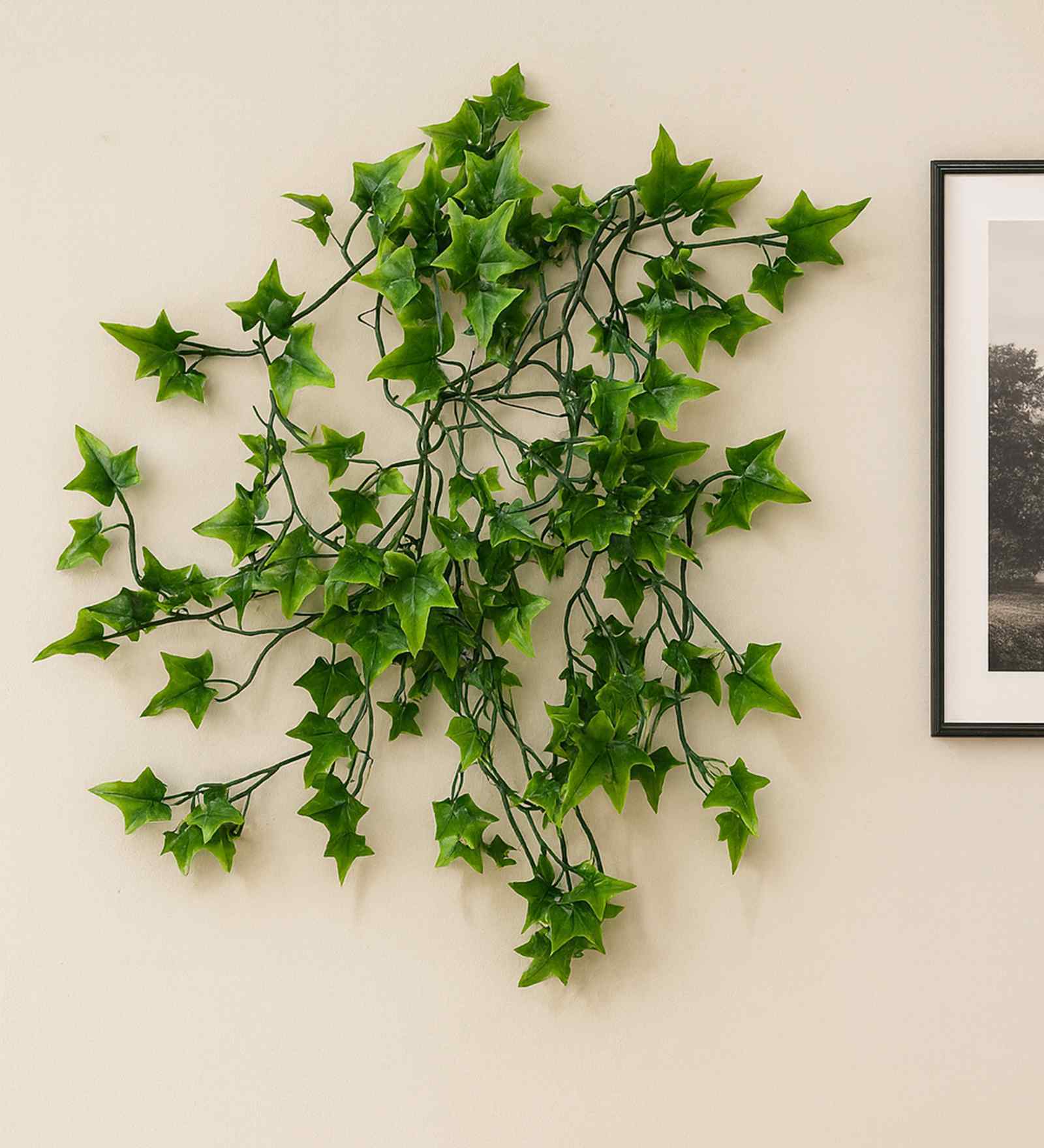 Set Of 4 Green Plastic Vine Plant Leaves Artificial Plants