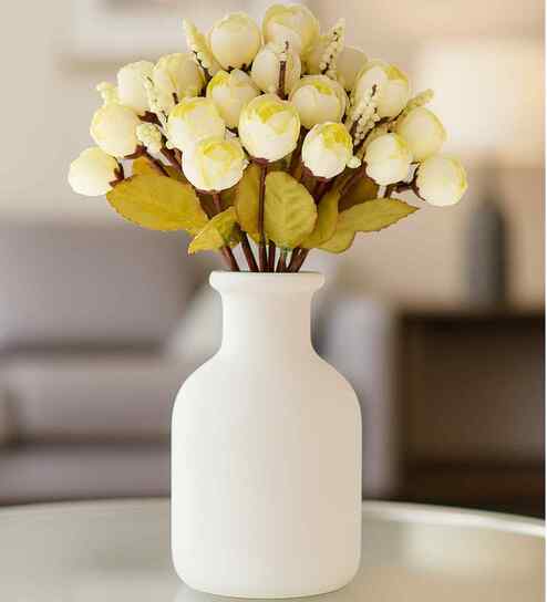 Set Of 4 White Plastic Rose Bunch Artificial Flowers