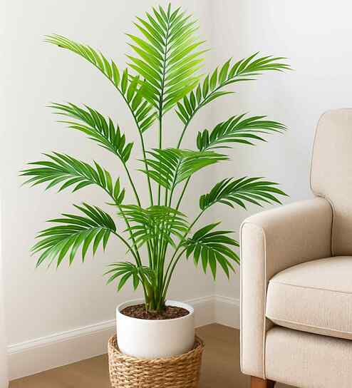 Set Of 4 Green Plastic Palm Plants Artificial Plants