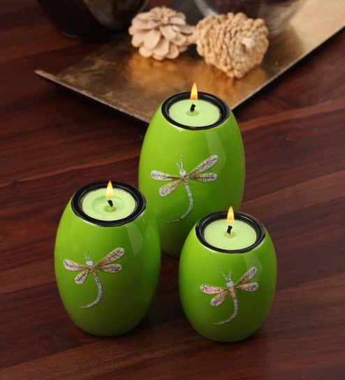  1000+ Candles & Tea Lights. 