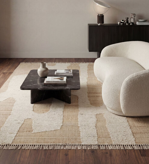 Soft Abstract Geometric Rug 5'6X7'6 ft| Tan & White Carpet Dhurrie