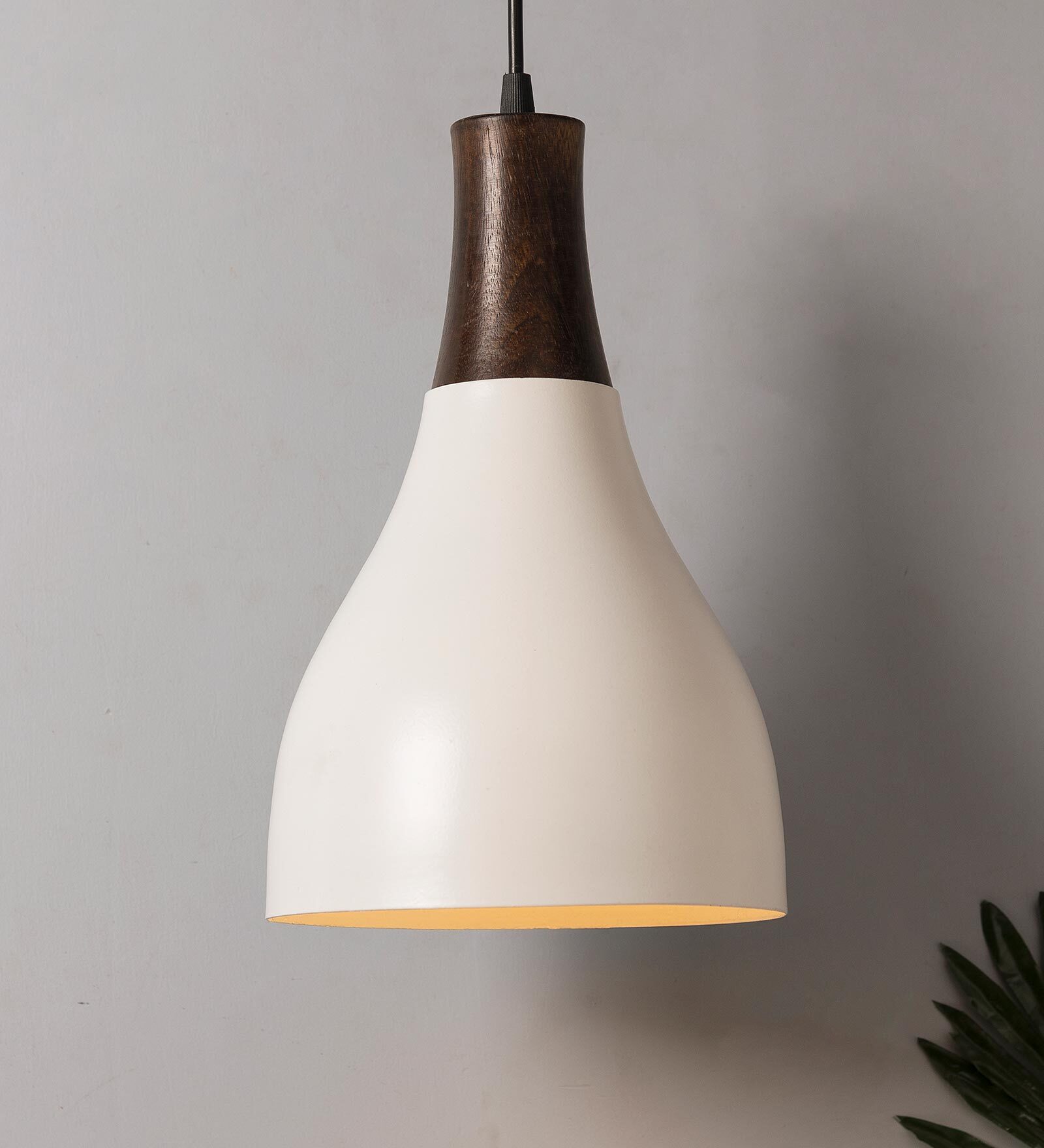 Atrimo White Metal Hanging Light
