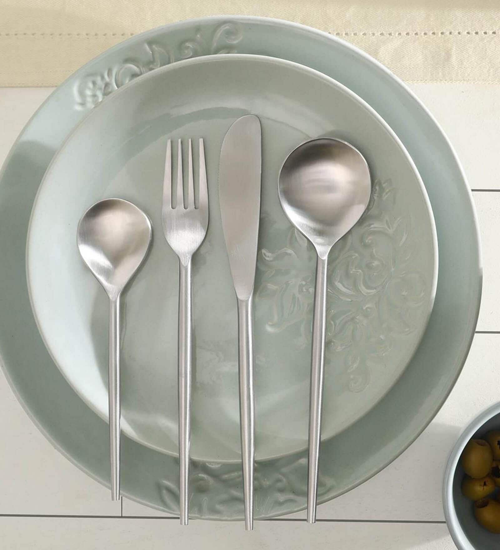 Aura Silver Stainless Steel (Set of 4) Cutlery Set