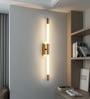 Aurora Linear Wallchiere Gold LED Sconce for Modern Interiors