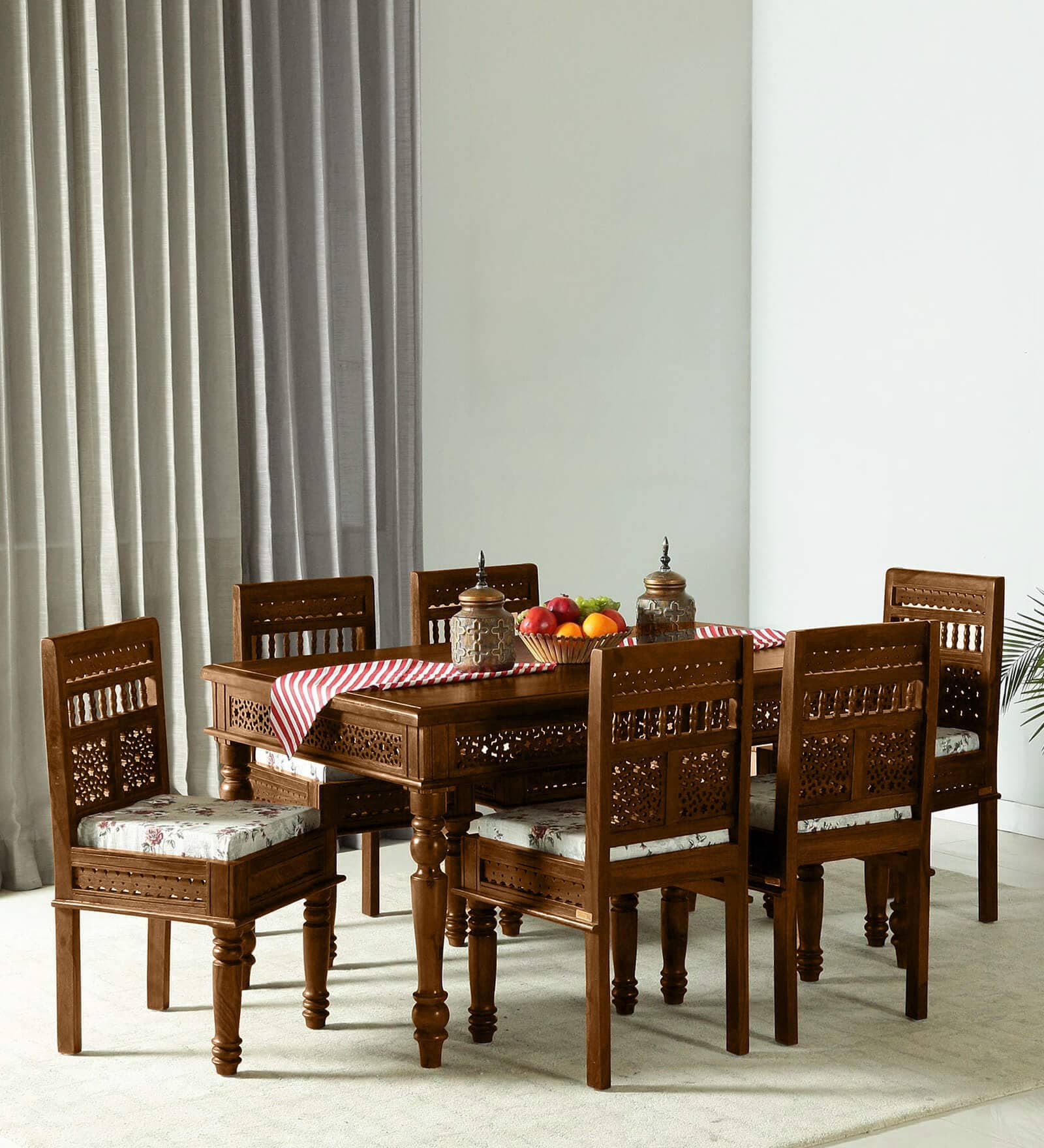 Avantika Sheesham Wood 6 Seater Dining Set In Scratch Resistant Provincial Teak Finish