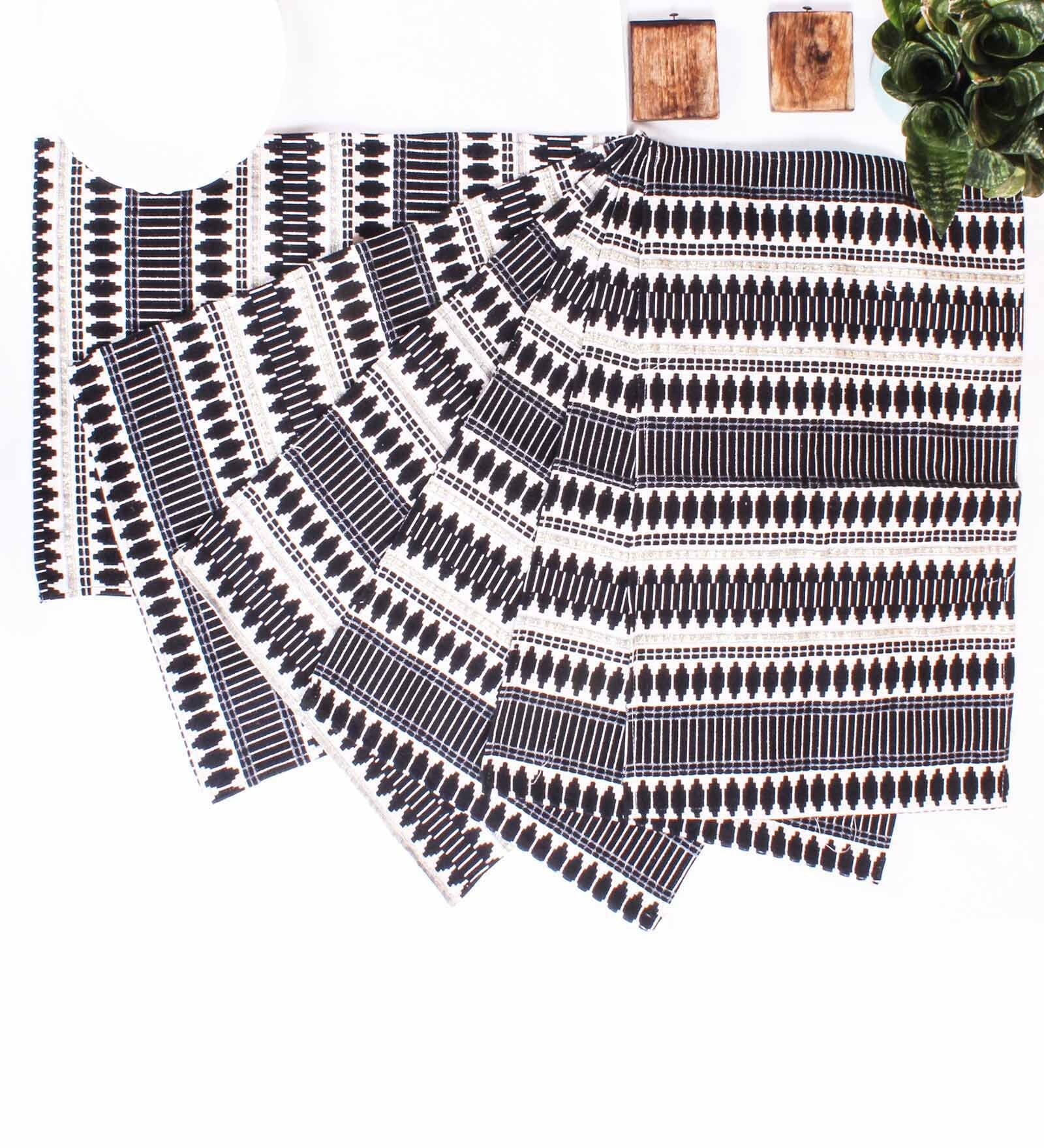 Aztec Black Woven (12 X 18) Stripped Printed (Set of 6) Placemats