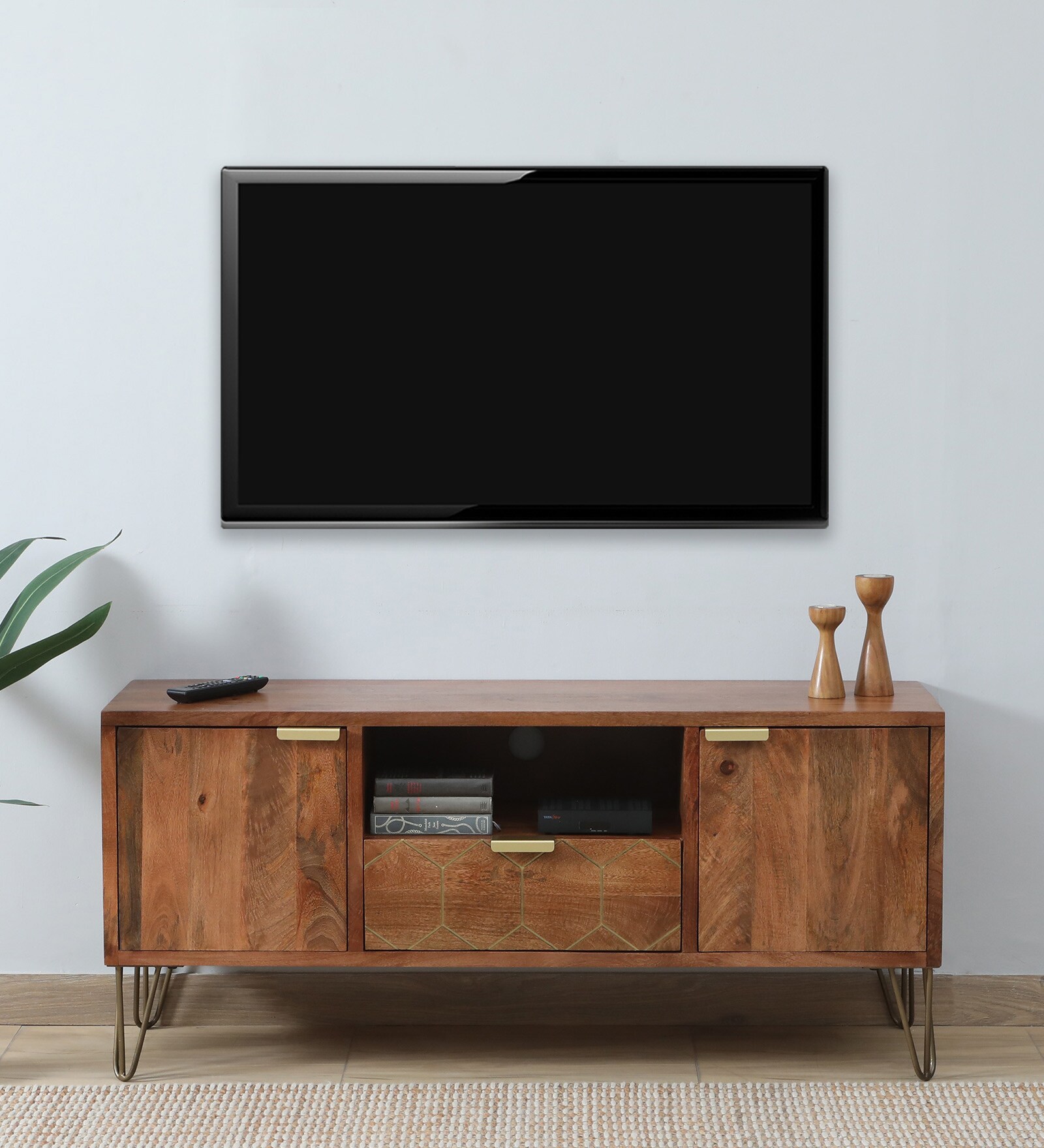 Basse Mango Wood TV Unit In Rustic Teak Finish With Drawer