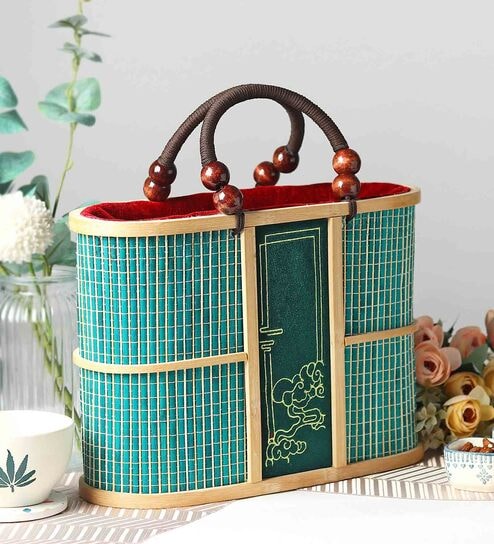 Basket for Lunch | Bamboo Picnic Basket With Top Handle | Ideal for Outdoor Dining and Family Picnics | Wicker Morden Picnic Basket (L35 x W15 x H28 cm)