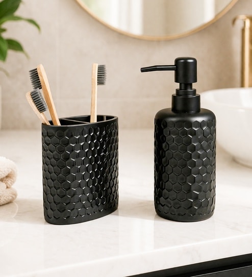 Black Plastic Diamond Cut Bathroom Accessories Set Of 2