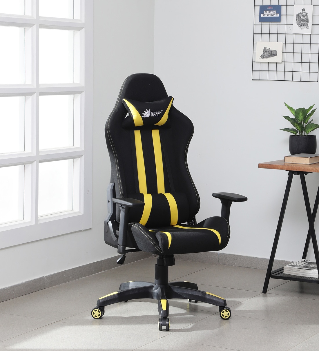 Black and best sale yellow gaming chair