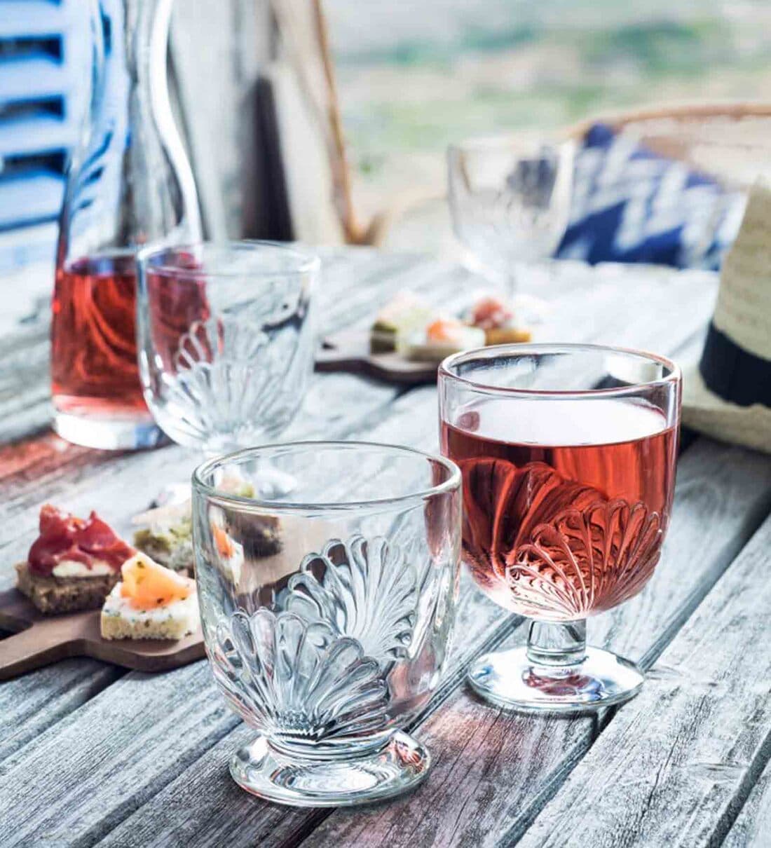 https://ii1.pepperfry.com/media/catalog/product/b/e/1100x1210/belle-ile-transparent-glass---set-of-6---wine-glass-belle-ile-transparent-glass---set-of-6---wine-gl-pi8ldd.jpg