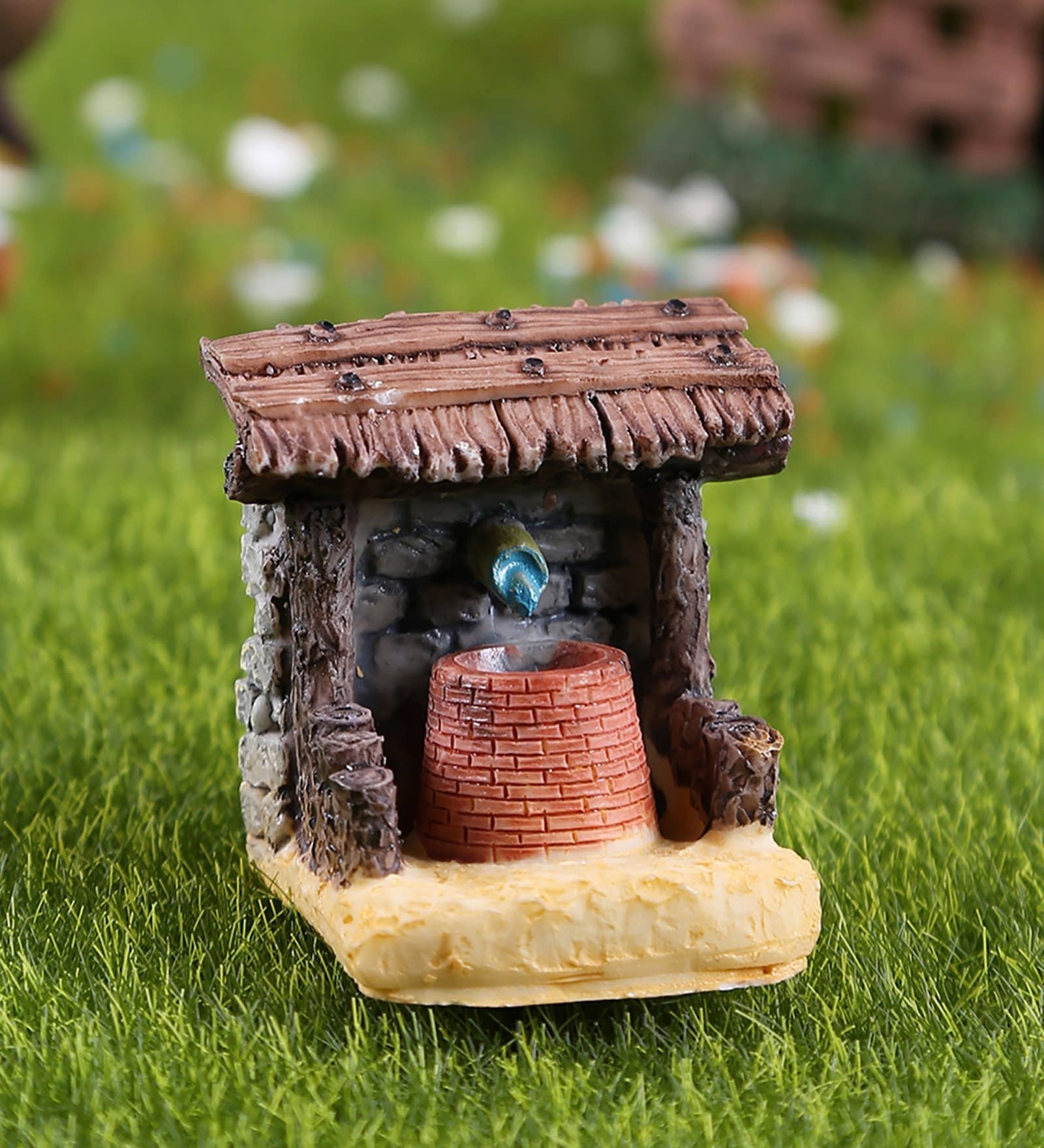 Beautiful and Vintage Well Garden Toy