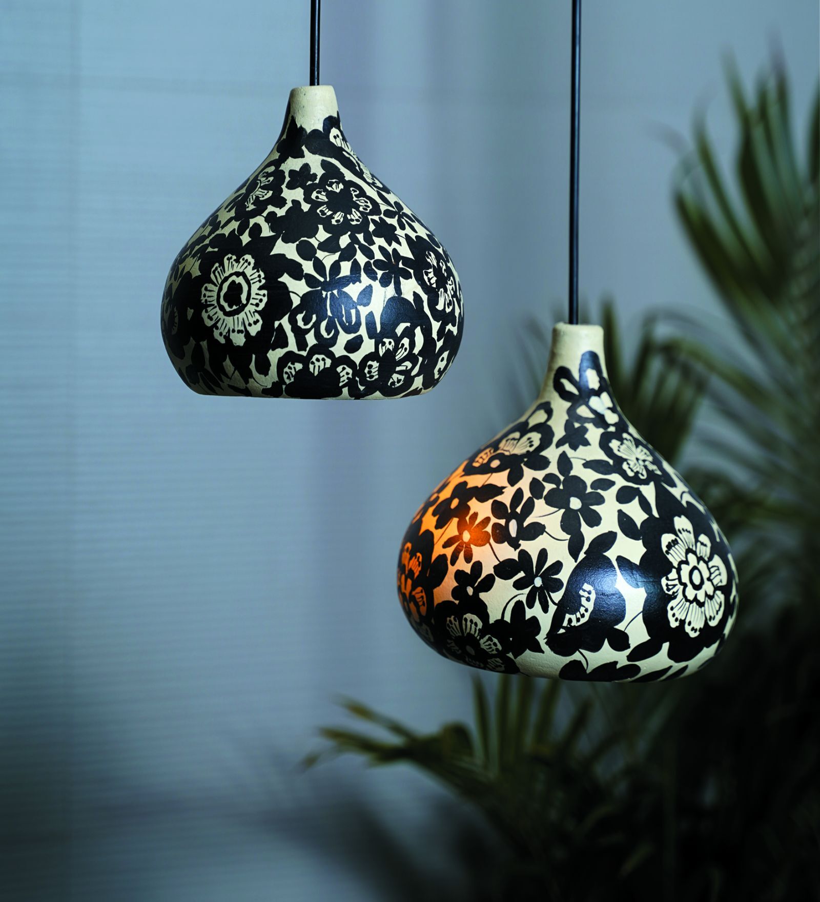 Beautiful Traditional Art Hand Paining Hanging Combo Lamp