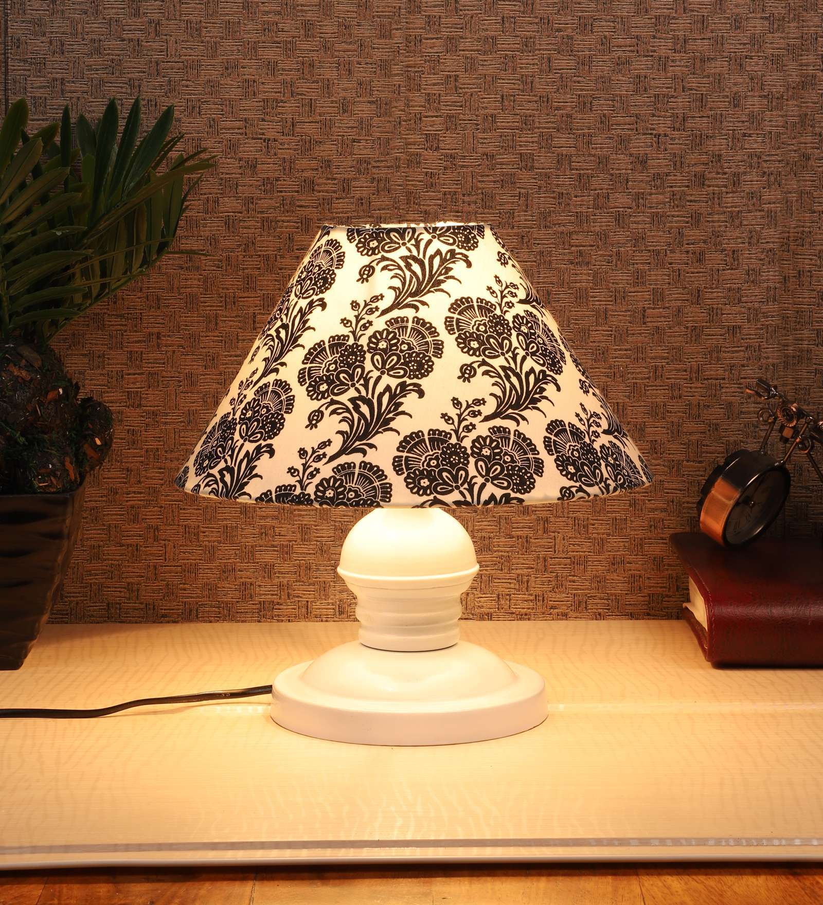 Bed Side White Metal Table Lamp With Filigrre Print Shade