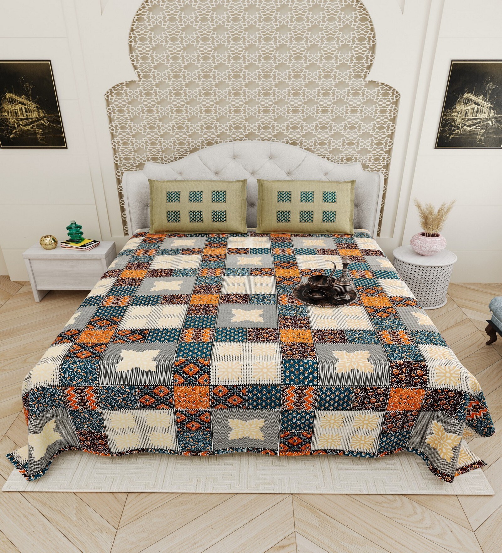 Cream Traditional print 144 TC Cotton King Size  Bedsheet With 2 Pillow Cover