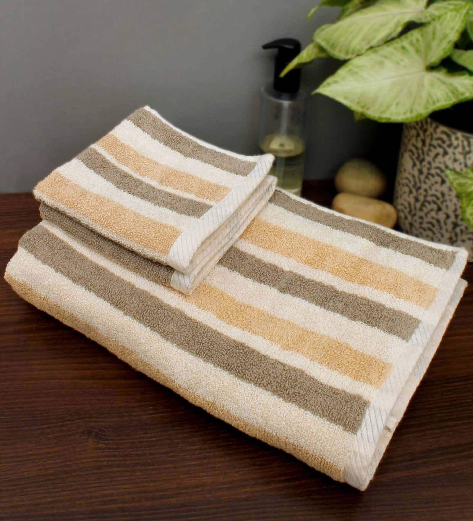 Beige Patterned 450 GSM Cotton Towel Sets (Set of 3)