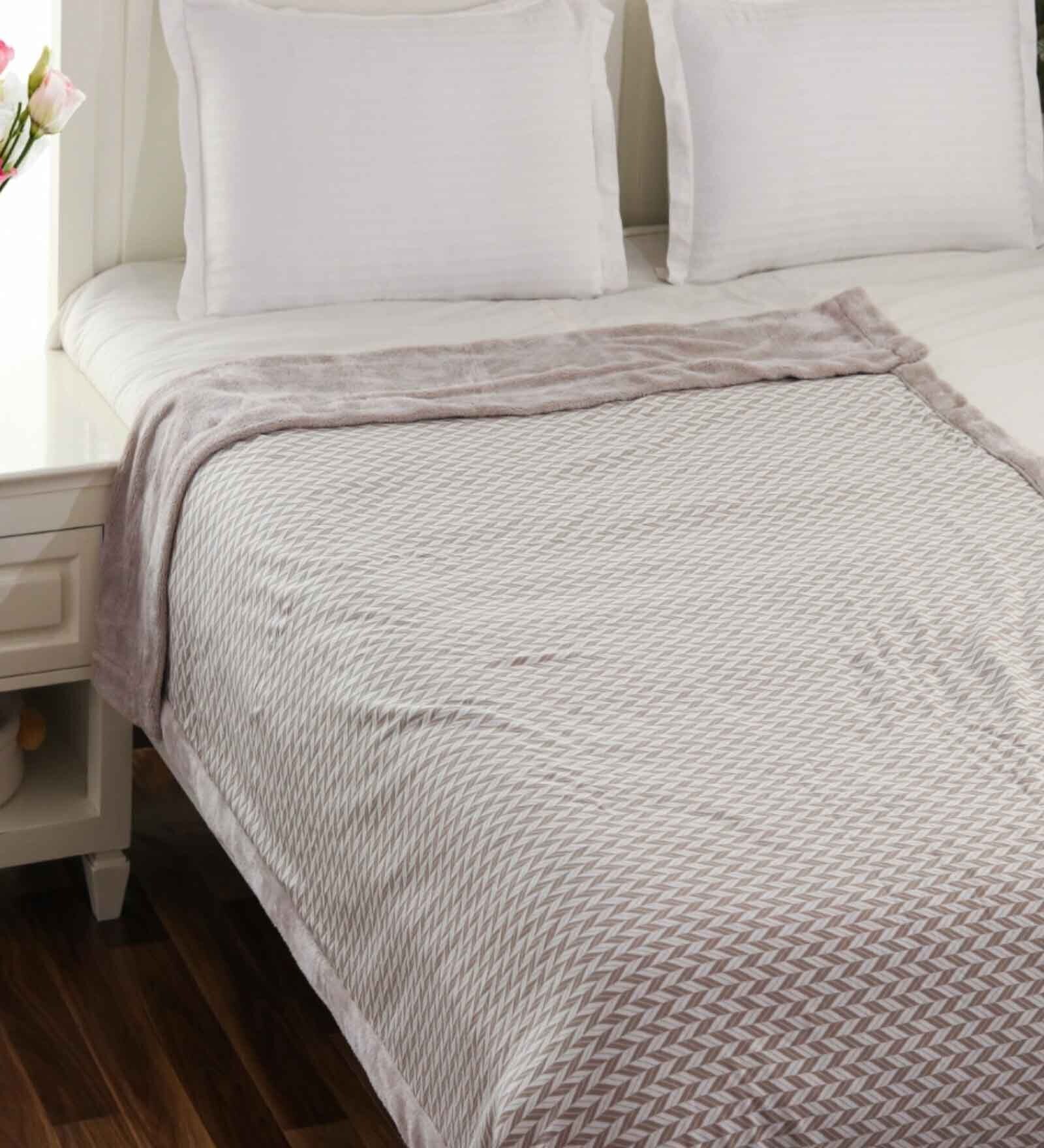 Beige Cotton Zig Zag 250 Gsm Single Bed Blanket