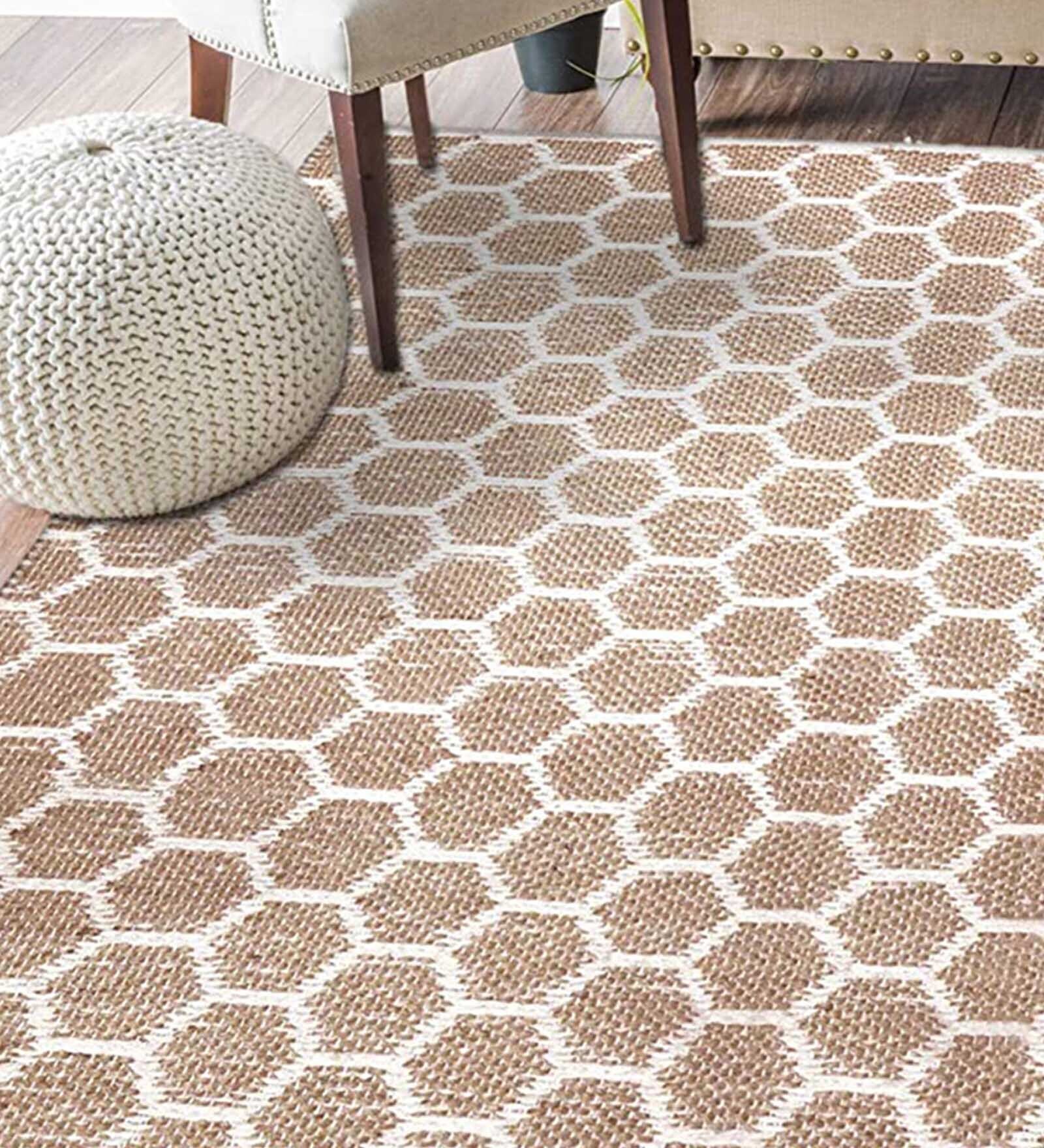 Beige Geometric Jute 4 ft x 6 ft Hand Woven Carpet