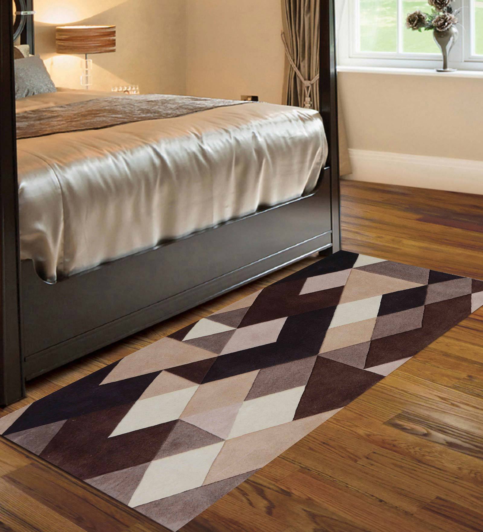 Geometric Pattern Wool 5 X 2 Feet Hand Tufted Bedside Runner
