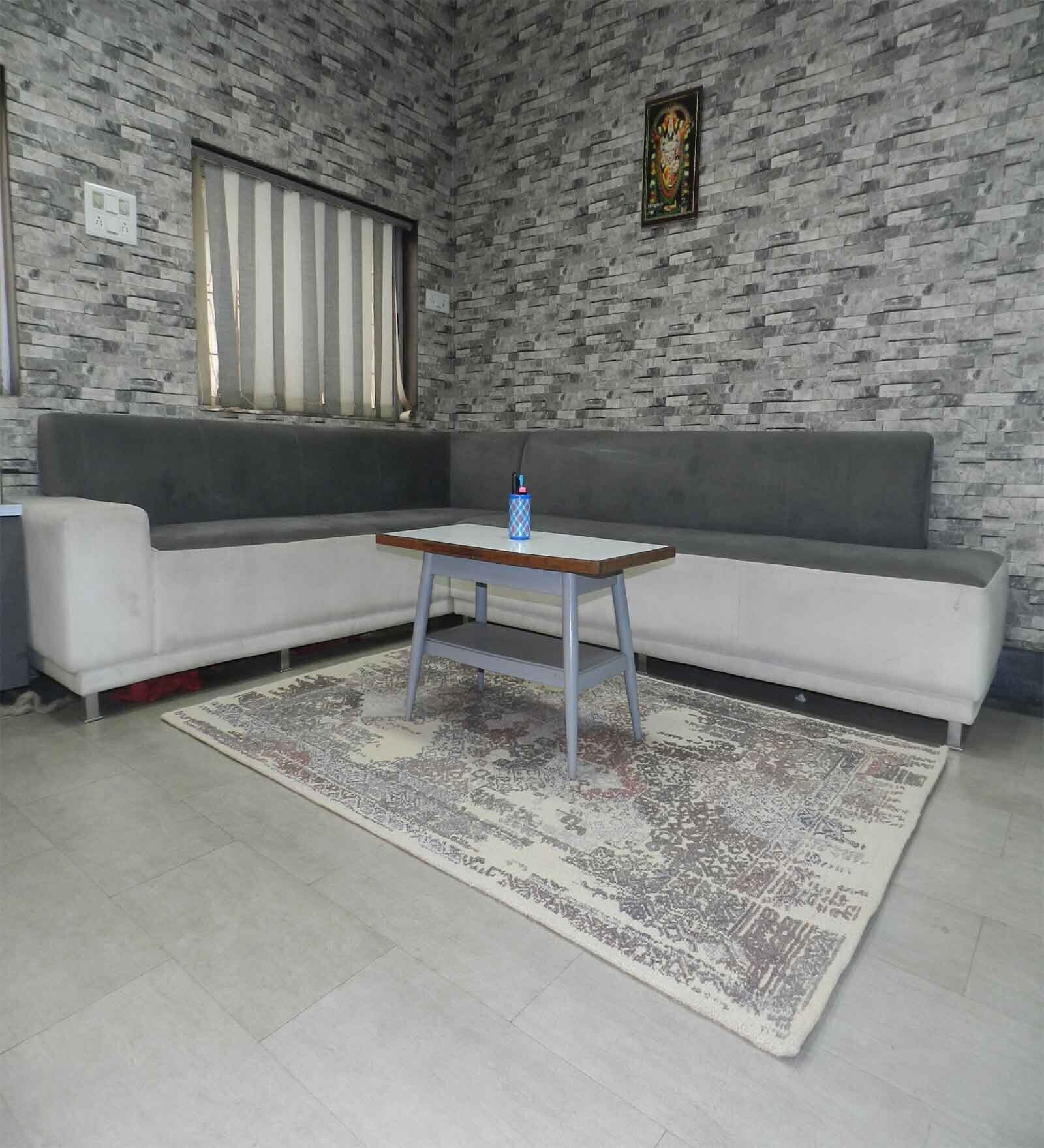 Beige Abstract Wool 5 ft x 7 ft Hand tufted Carpet