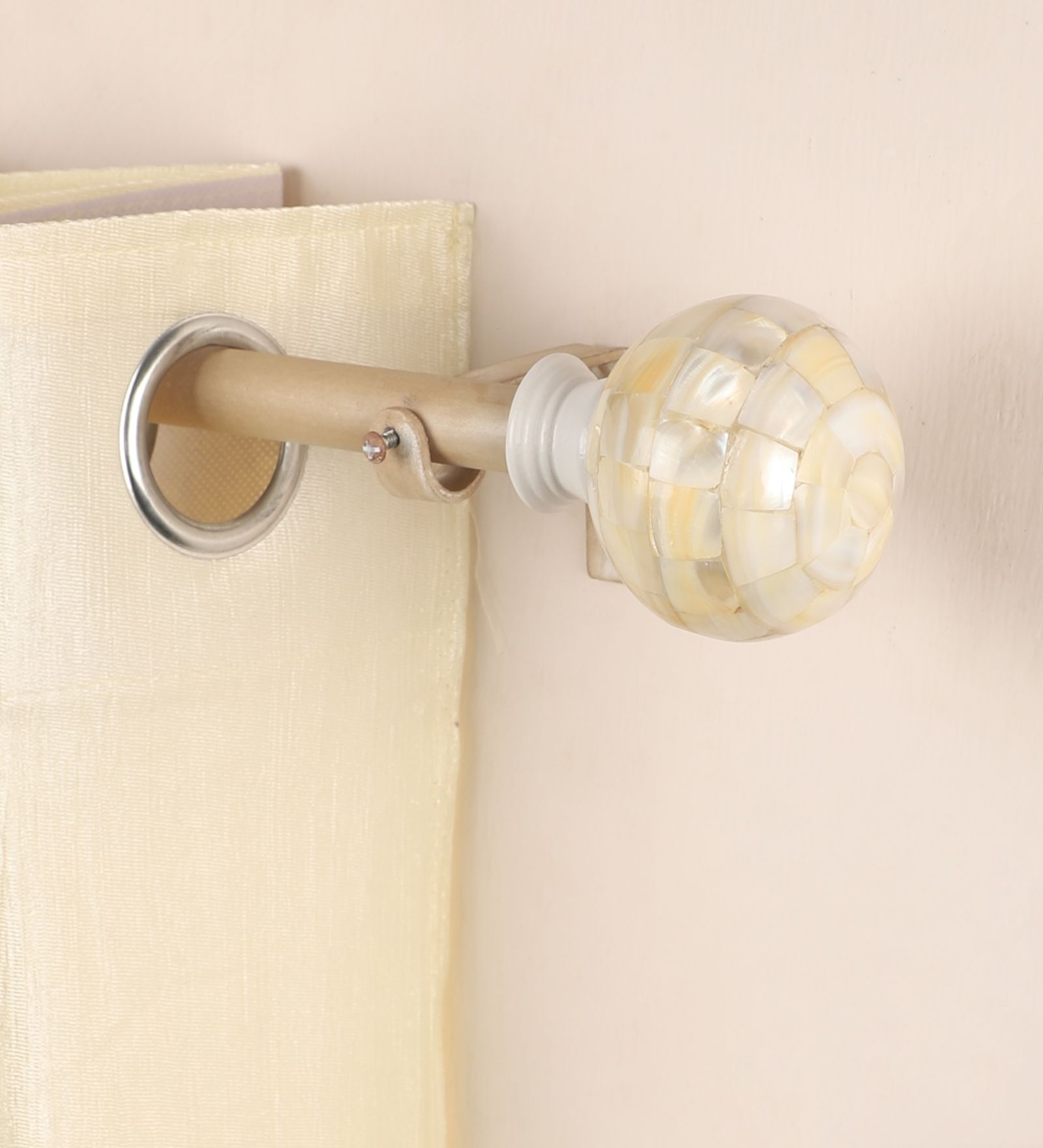Beige Iron 48