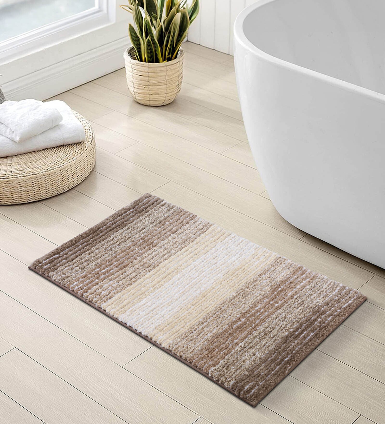 Beige Polyester 32X20 Inches Anti-Skid  Bath Mat