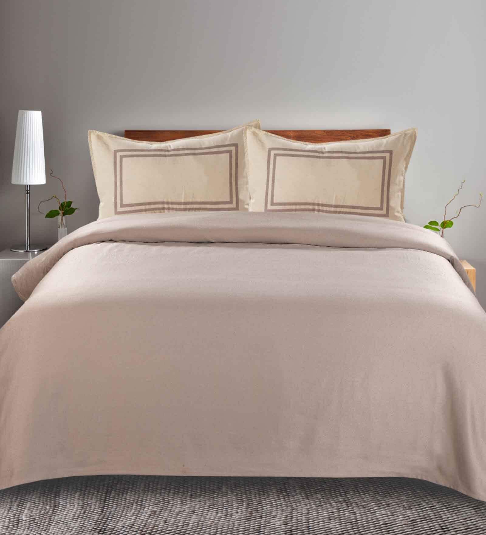 Beige Solid 144 TC 100% Cotton King Sized Bed Sheets with 2 Pillow Covers