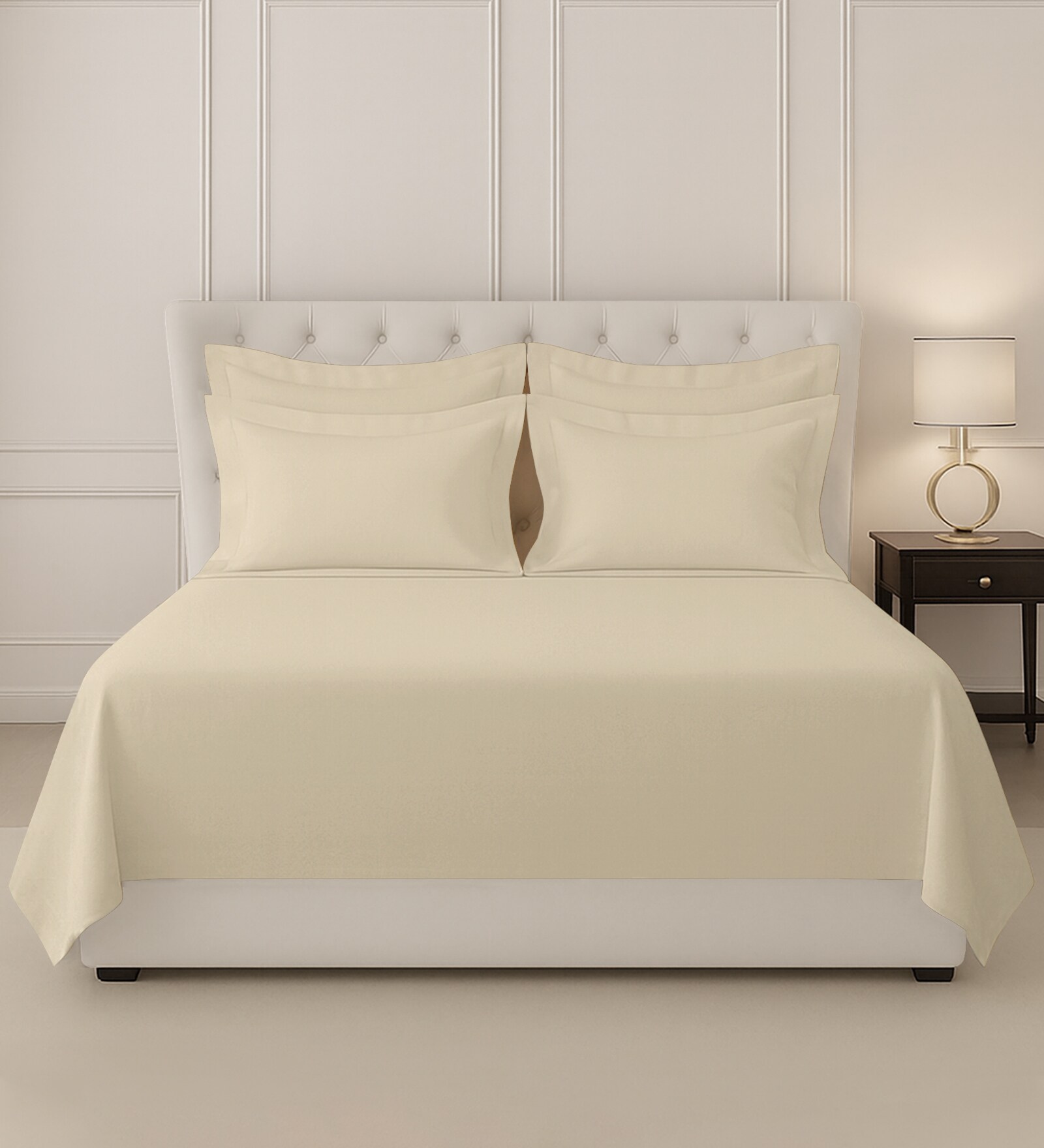 Beige Solid 400 TC Cotton Super King Sized Bedsheet with 4 Pillow Covers
