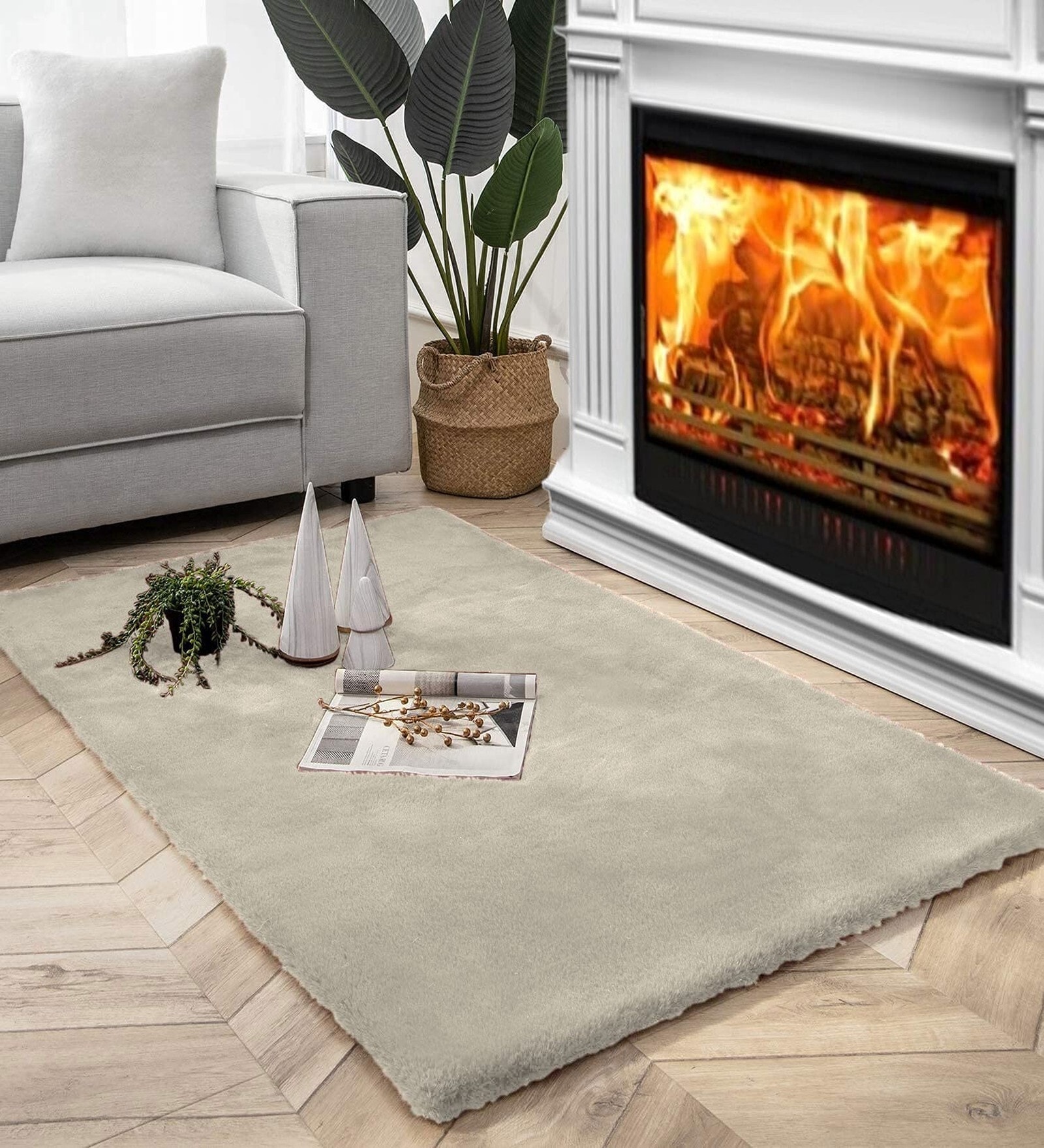 Beige Solid Polyester 3 X 5 Feet Machine Made Carpet