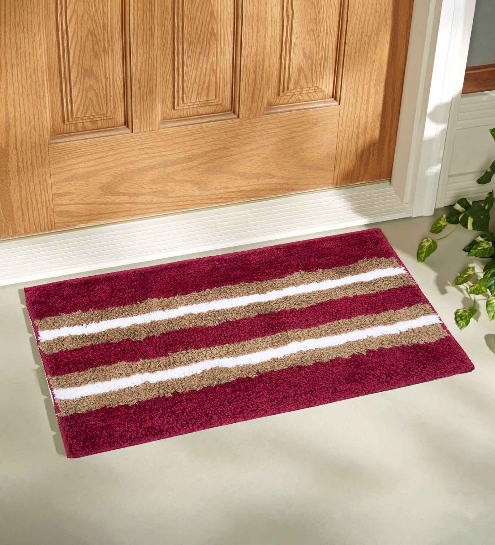 Maroon Striped Polyester Blend 21x13 Inches Antiskid Bath Mat (2Pcs)