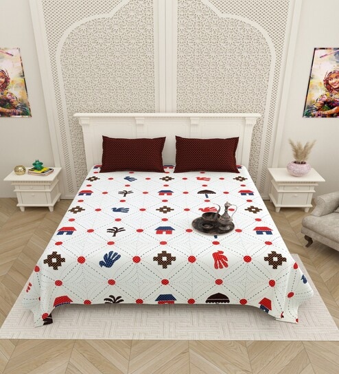 White Traditional print 144 TC Cotton King Size  Bedsheet With 2 Pillow Cover