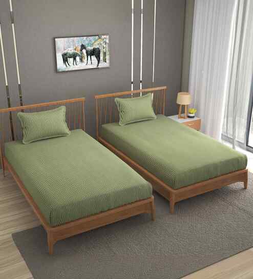 Green 250 Tc Cotton Bedsheet With 2 Pillow Covers