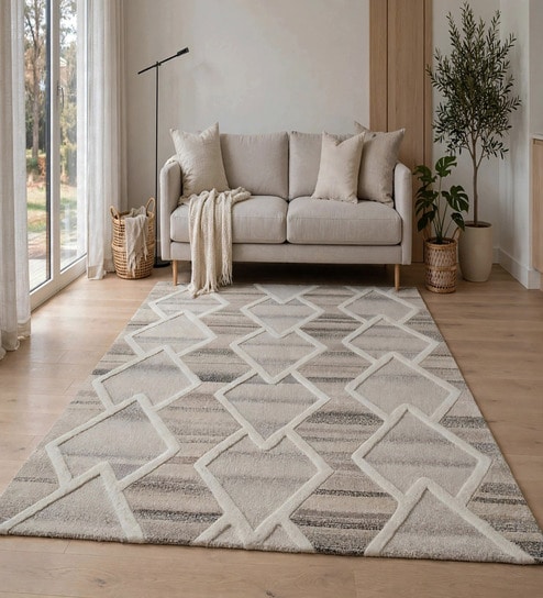Beige Geometric Wool And Cotton 8 X 5 Feet Hand Tufted Carpet