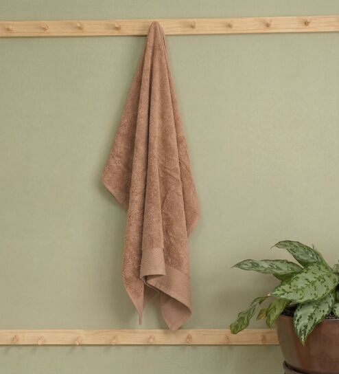 Beige 100% Cotton 650 Gsm Bath Towel