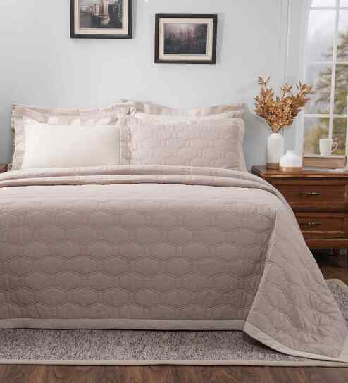Beige Cotton Polyester Solid 100 GSM Single Bed Quilt
