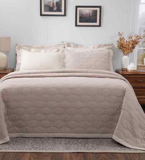 Beige Cotton Solid 100 GSM Double Bed Quilt
