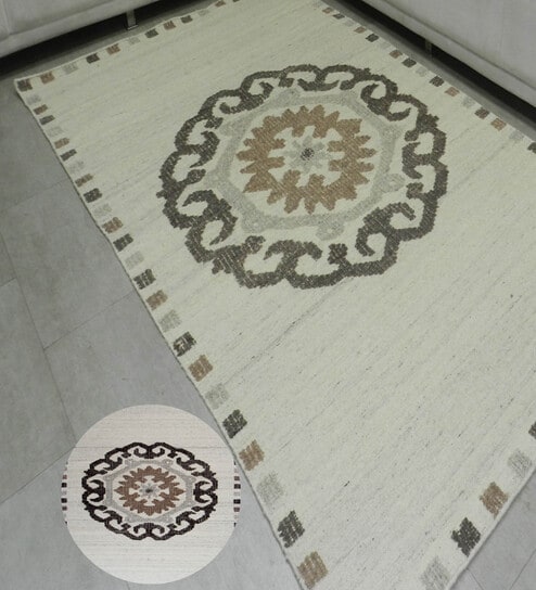 Beige Floral Wool 8X5 Feet Hand Woven Carpet