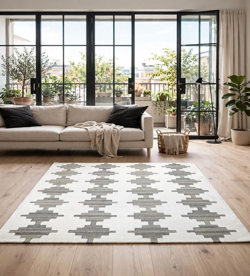 Beige Geometric Wool And Cotton 8 X 5 Feet Hand Tufted Carpet