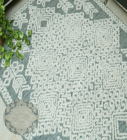 Beige Traditional Wool Hand Tufted Carpet