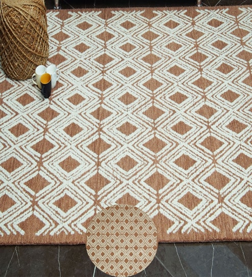 Beige Traditional Wool Hand Tufted Carpet
